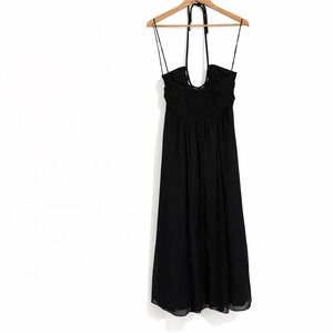 La ligne halter tie , Black Women's Dress